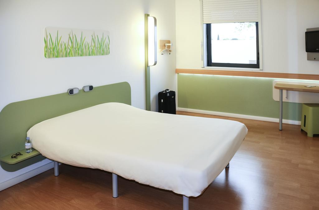 Ibis Budget Saint-Etienne Stade חדר תמונה